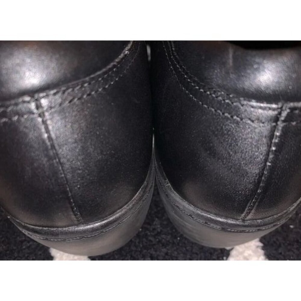 Clarks Womens Black Leather Slip-On Shoes Size 10 - Picture 8 of 10